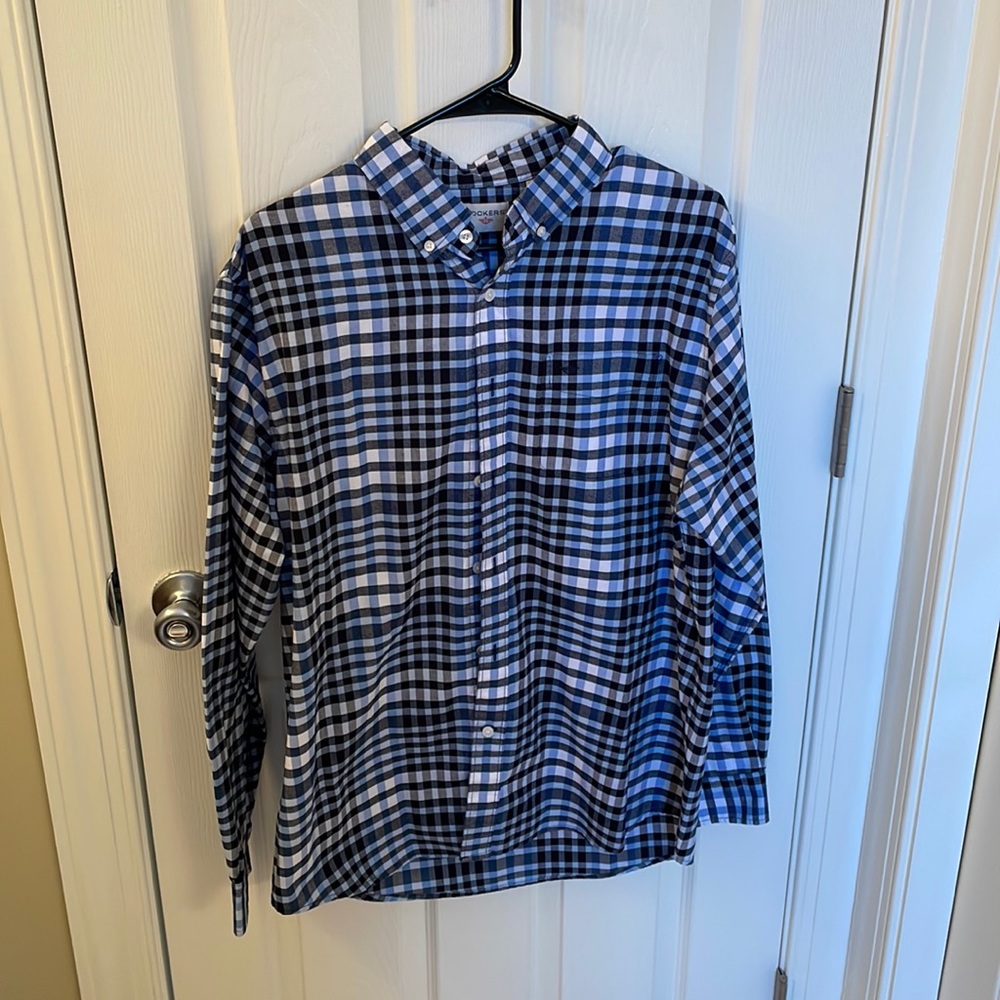 Blue stripped button up